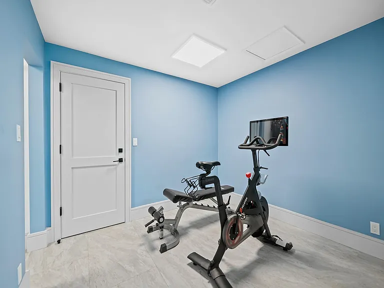 2754 NE 31st Ct — Photo 30
