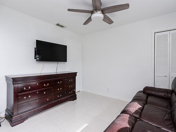4th image of 3623 SW Natura Avenue