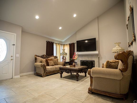5th image of 1924 N Canyon Cir