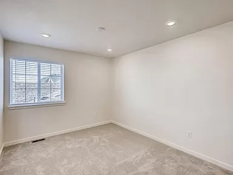 17713 Olive St — Photo 16