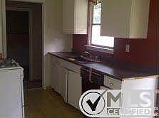 4th image of 211 Middlebury Dr