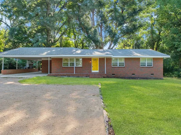 123 Columbia Dr, Tallahassee, FL 32304