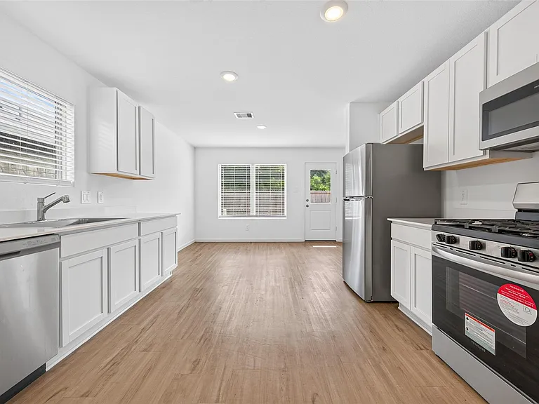 17938 Becker Landing Dr — Photo 17