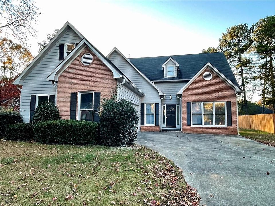 1st image of 109 Eagles Crest Ln