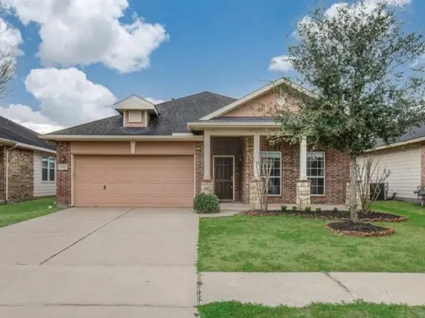 7410 Sabinal Creek Dr, Richmond, TX 77407