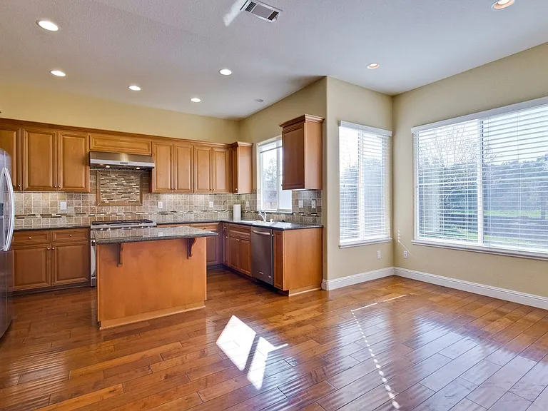 3027 Mousa Ct — Photo 16