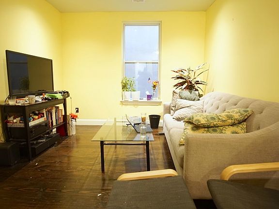 3rd image of 1027 President St #3A