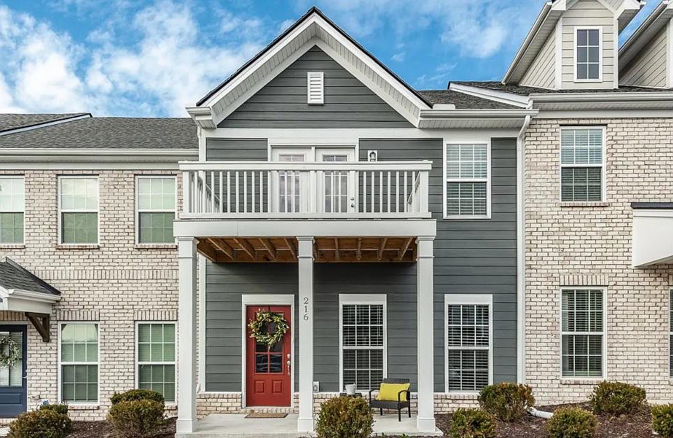 1st image of 216 Mansfield Dr #216