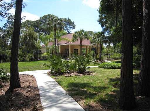 2nd image of 966 La Costa Cir