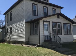506 Clark St, Reinbeck, IA 50669