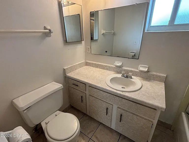 100 Silver Beach Ave #202 — Photo 25