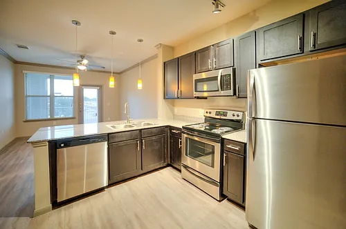 Oaks at Wayside Apartments Photo 1