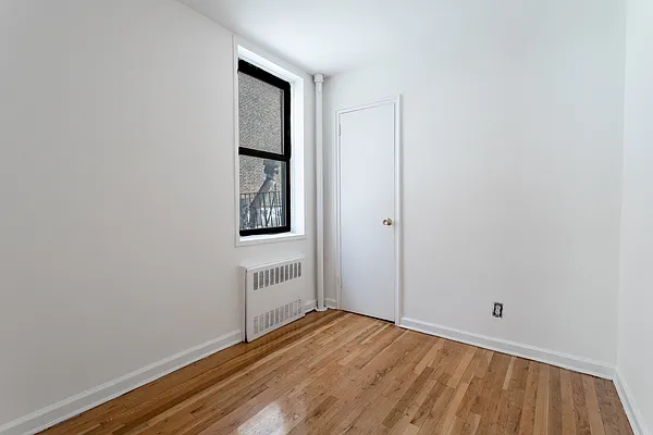 Rented by Bond New York | media 3