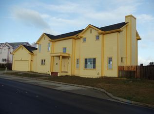 1017 Crocker Ave, Daly City, CA 94014