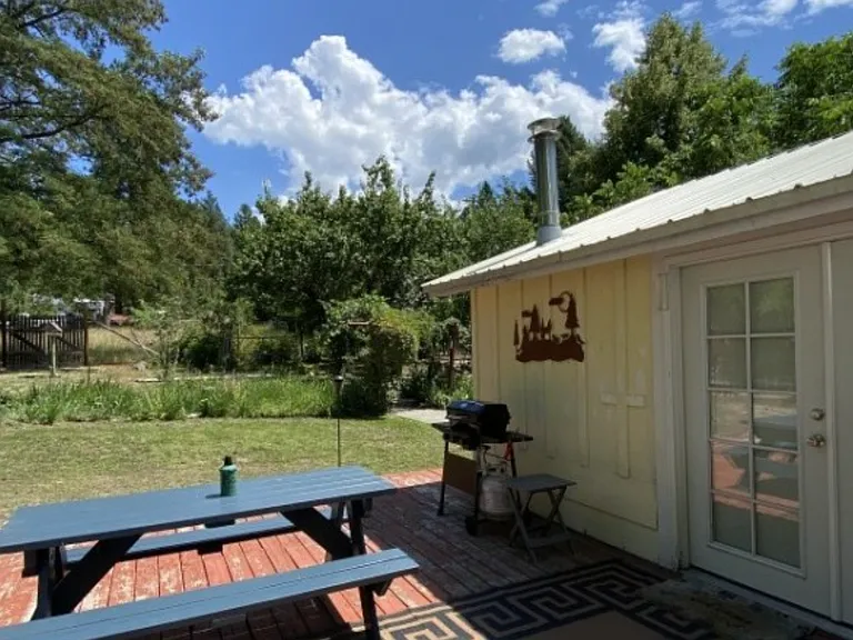 1429 Kettle Park Rd — Photo 17