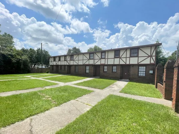 English North Apartments