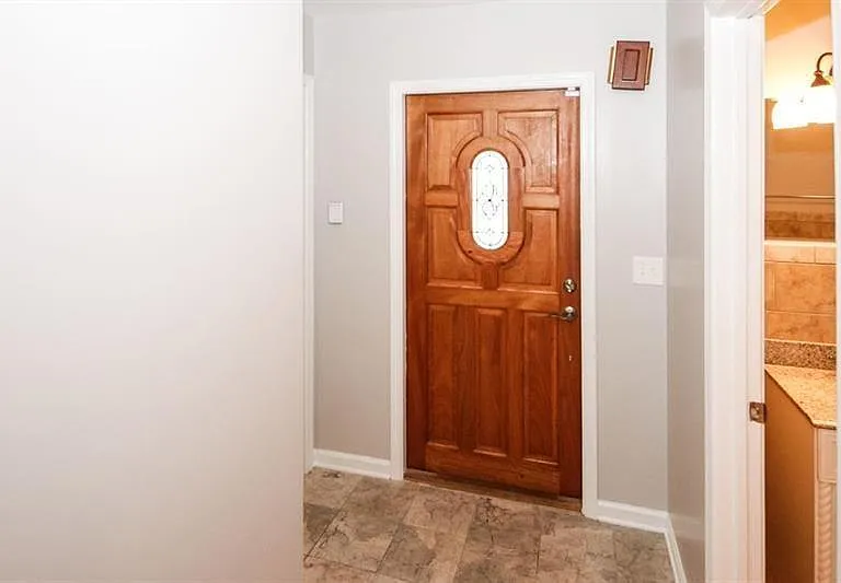 5075 Winters Chapel Rd — Photo 3