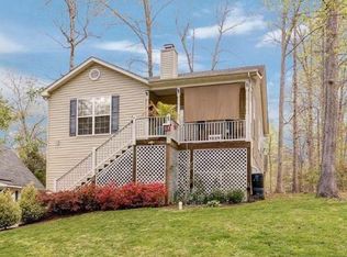 118 Ash Rd, Louisa, VA 23093