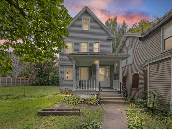 16 Clifton St, Rochester, NY 14608