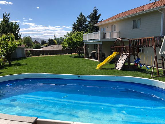 3rd image of 211 S 60th Ave