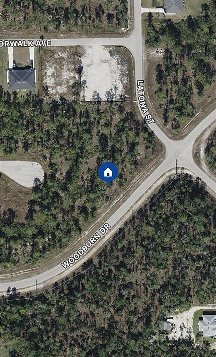 2nd image of 302/304 Woodburn DR