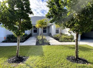 2120 NE 6th St, Cape Coral, FL 33909