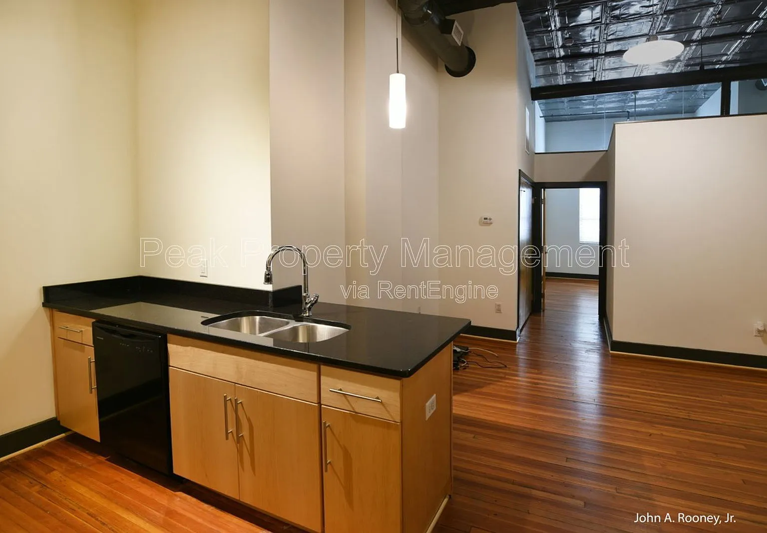 2 bed, 2.0 bath, 840 sqft, $1,699 — Photo 2
