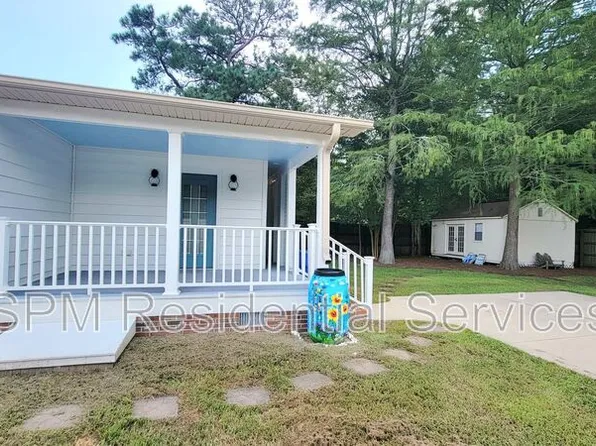 5006A Pine Needle Dr, Wilmington, NC 28403