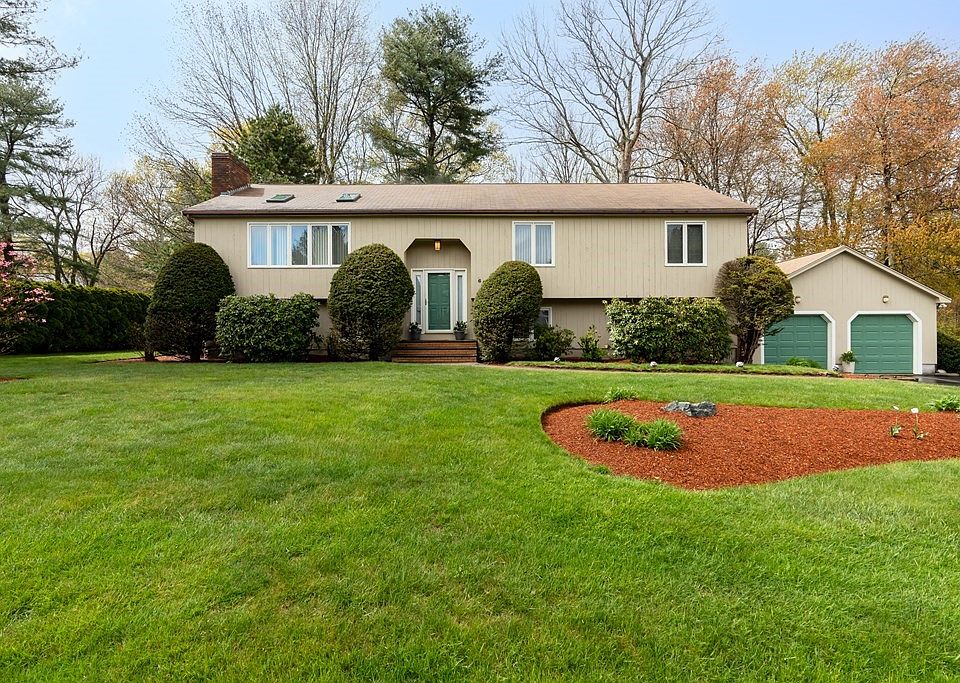 1st image of 60 Mayflower Ln