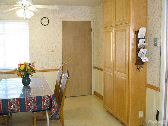 Dining room 2