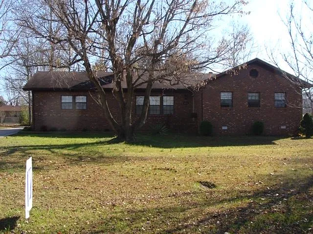 1636 Flintwood Ave