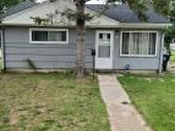 6001 W Carmen AVENUE, Milwaukee, WI 53218
