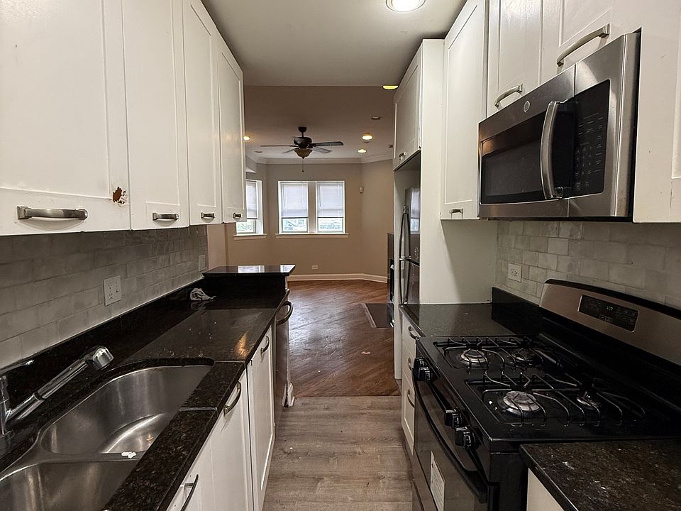 1st image of 2240 W Morse Ave #G