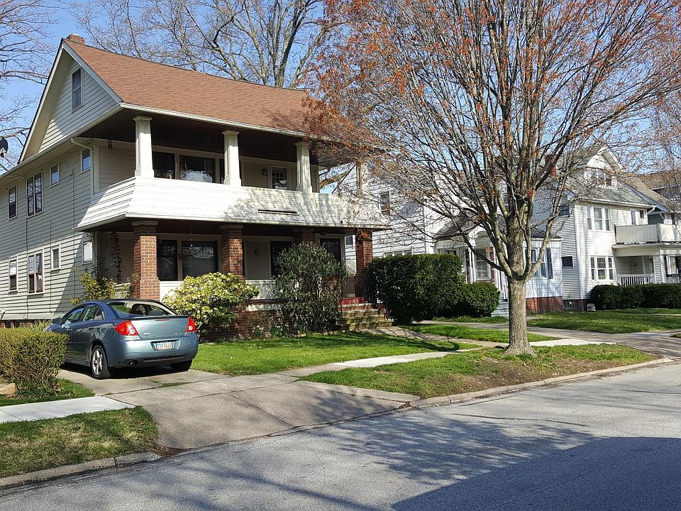 1st image of 1566 Parkwood Rd Floor 2