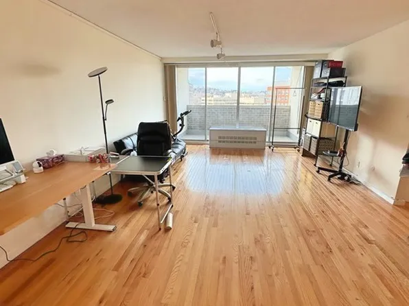 33 Pond Ave APT 1118, Brookline, MA 02445