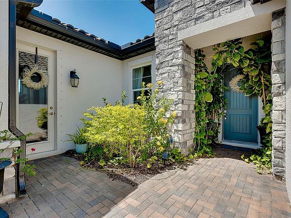 5th image of 11484 MONTSERRAT DRIVE