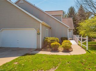 2087 Meadow Gate, Akron, OH 44313