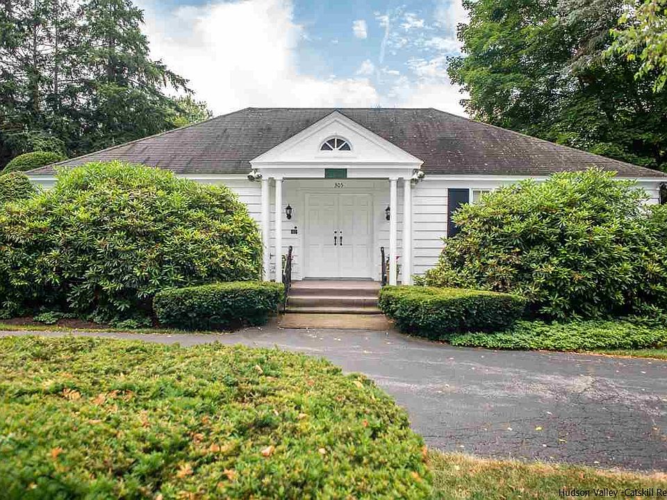 1st image of 305 Crescent Ave