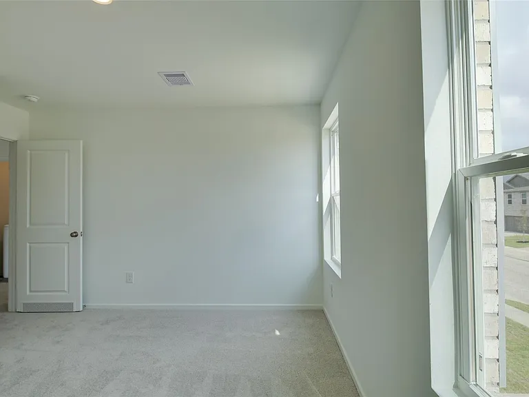 10915 Tawny Rdg — Photo 29