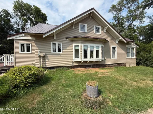 601 Park Ave, Hetland, SD 57212