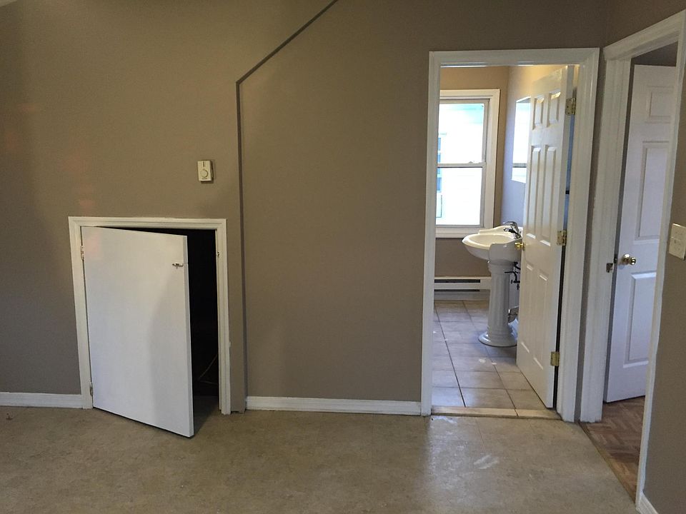 2nd image of 9 Mount Vernon Avenue # Third Floor