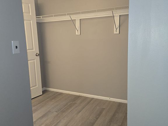4th image of 26 Cambridge Dr
