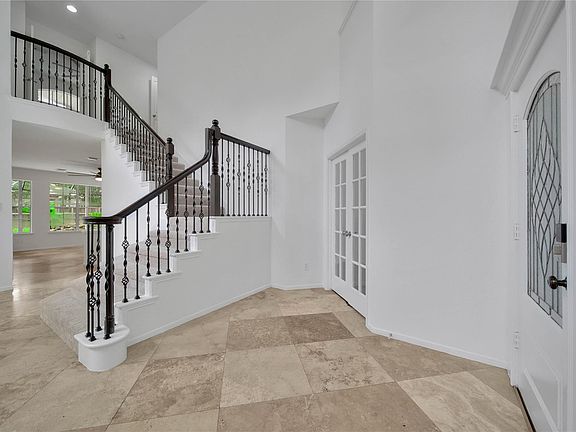 4th image of 7 Churchdale Pl
