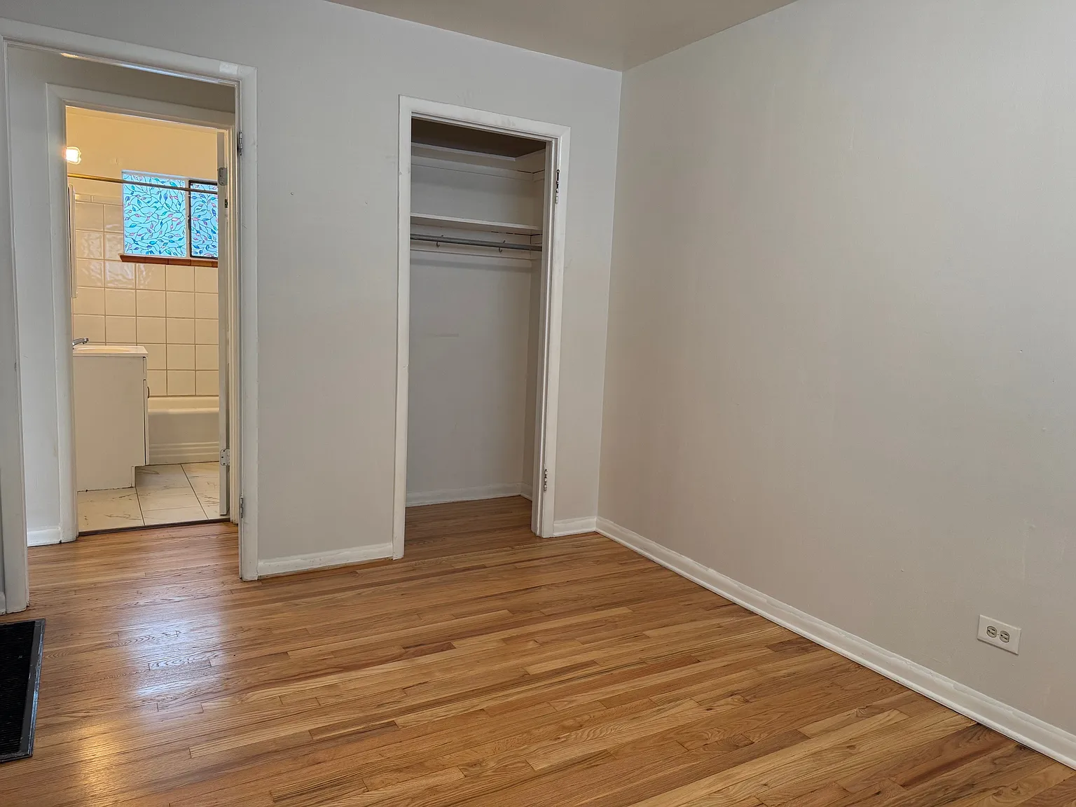 1 bed, 550 sqft, $1,250 — Photo 4