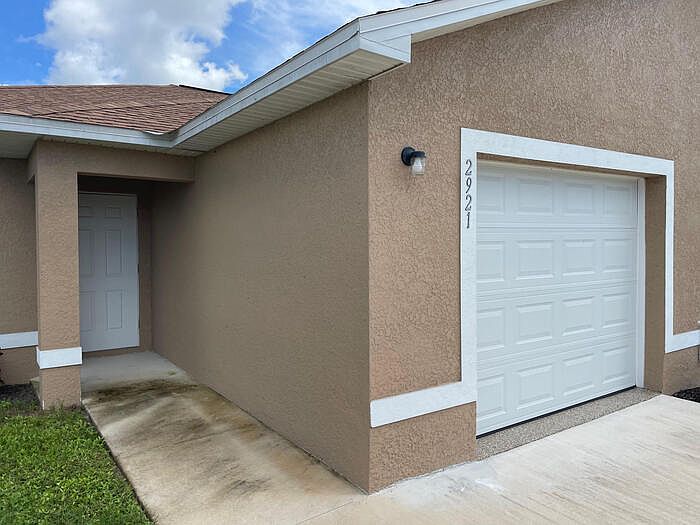 1st image of 2921 SW 8th Pl
