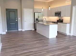 895 N Monocacy Creek Rd #306, Douglassville, PA 19518