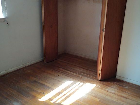 4th image of 1017 Edison Dr