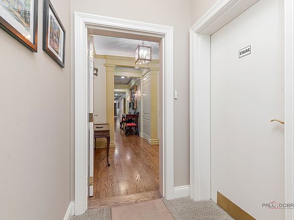 5th image of 333 E Westminster Rd APT 3C