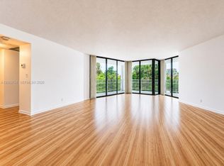 4000 Towerside Ter APT 301, Miami, FL 33138
