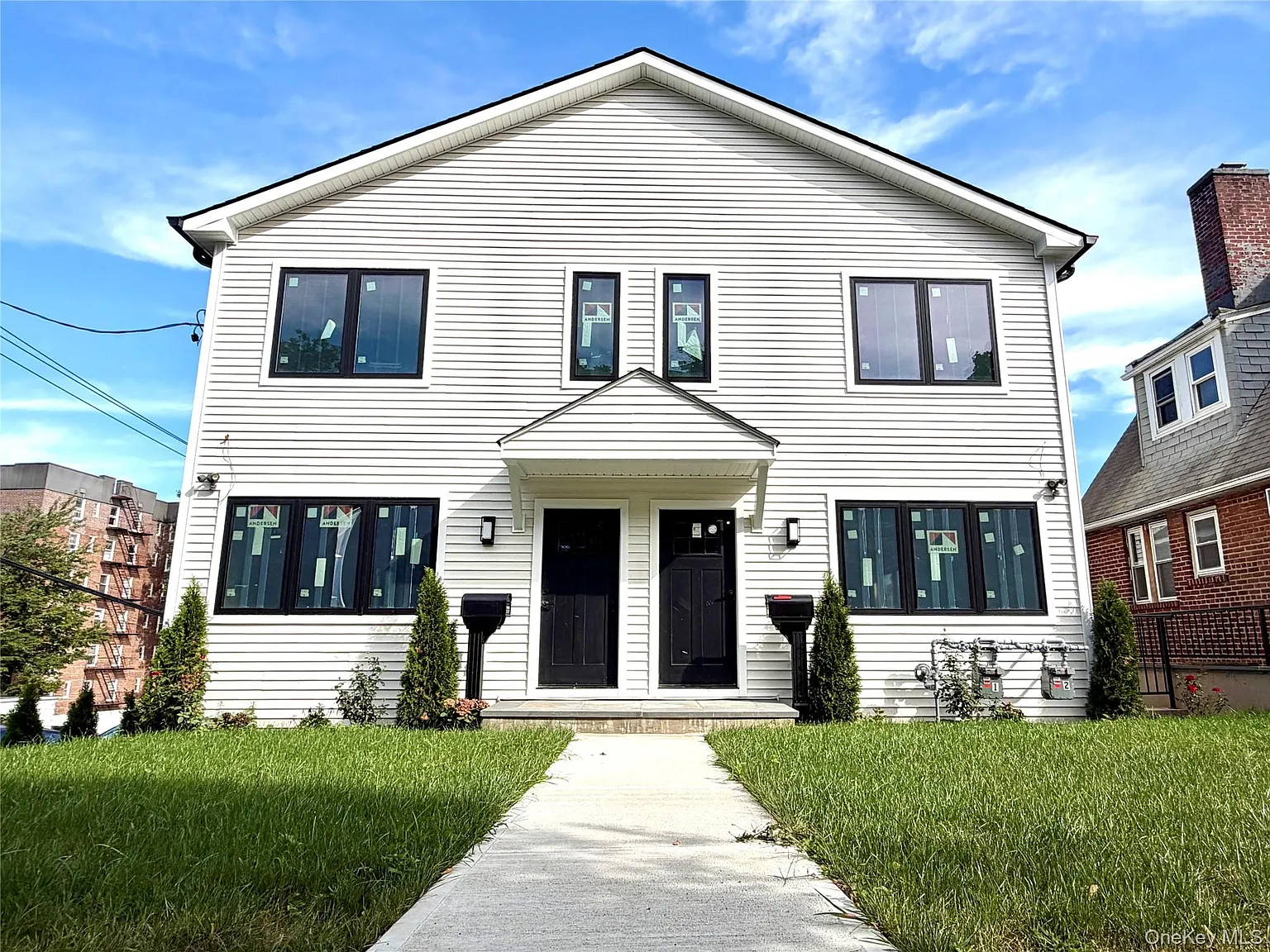 3 bed, 2.5 bath, 1496 sqft, $6,000 — Photo 1